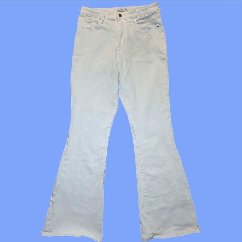 Women's White Flared Jeans